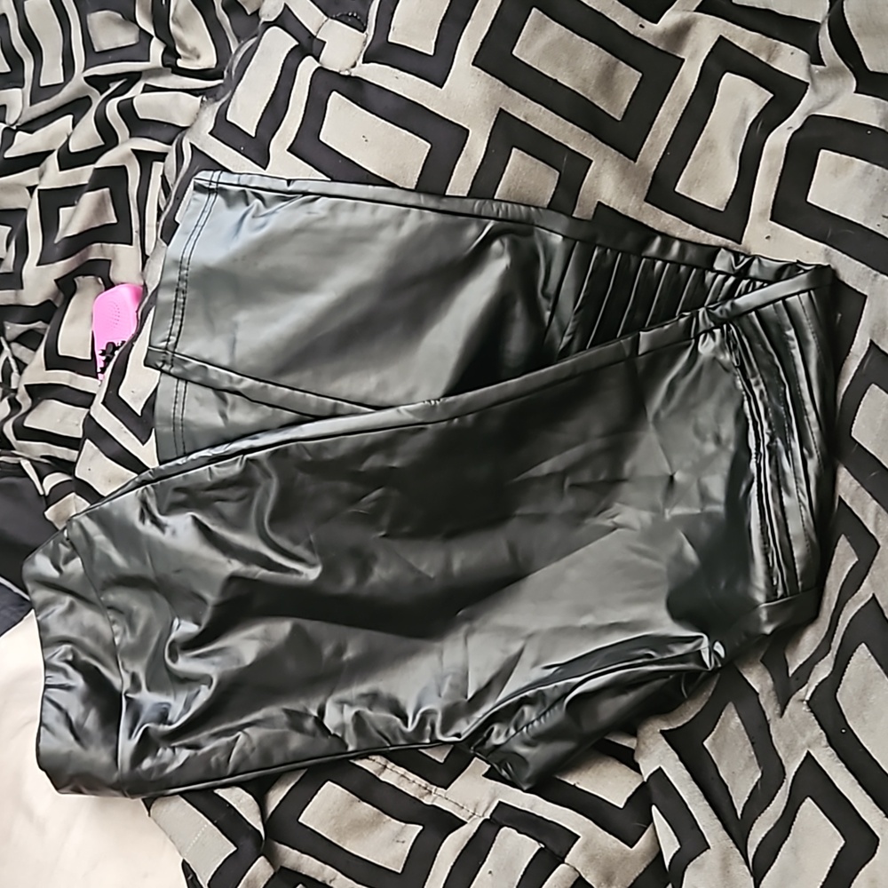 Pleather moto leggings